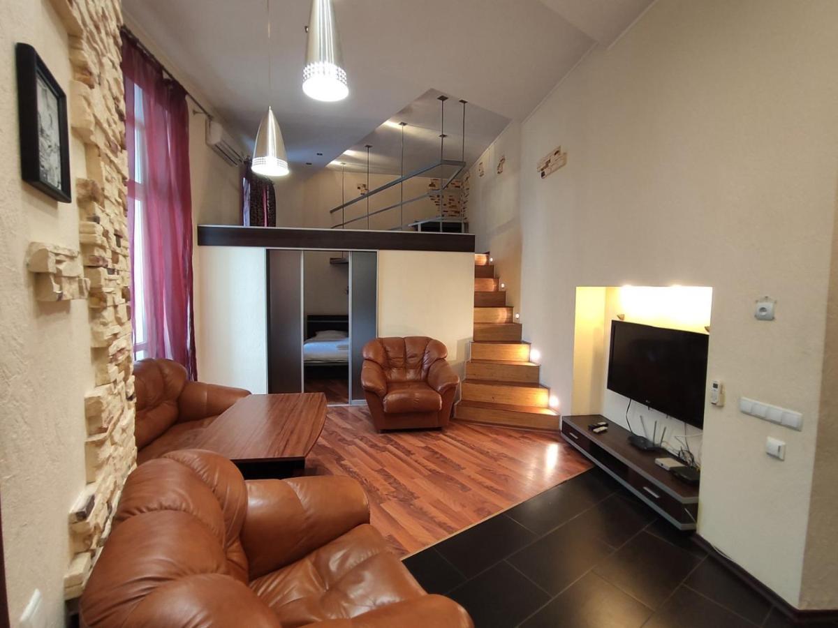 Comfortable Apartment On Mikhaylovskiy Lane Kyjev Exteriér fotografie