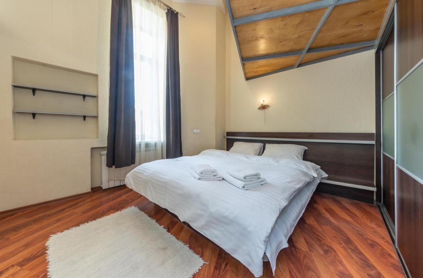 Comfortable Apartment On Mikhaylovskiy Lane Kyjev Exteriér fotografie