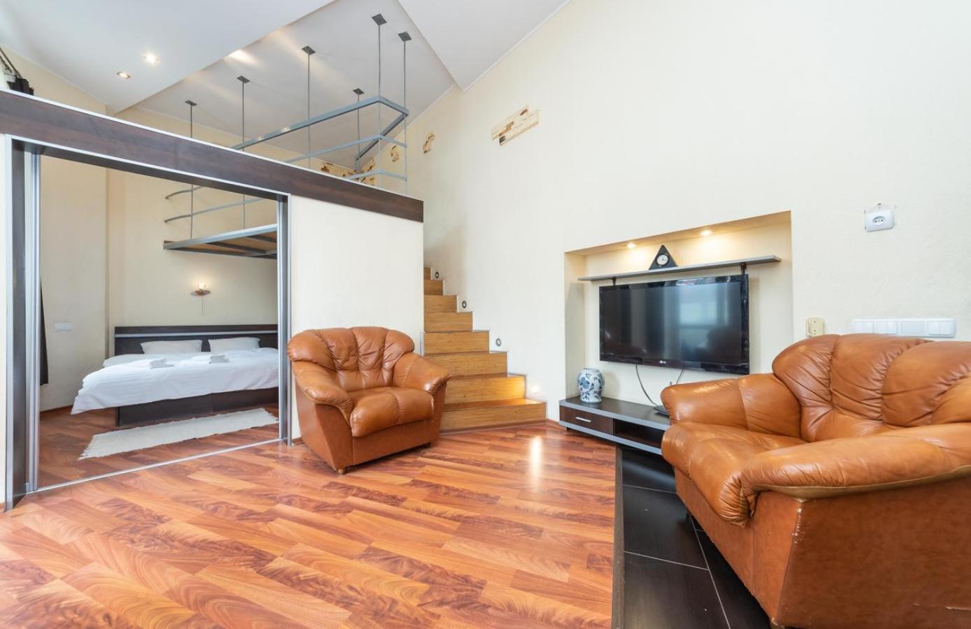 Comfortable Apartment On Mikhaylovskiy Lane Kyjev Exteriér fotografie