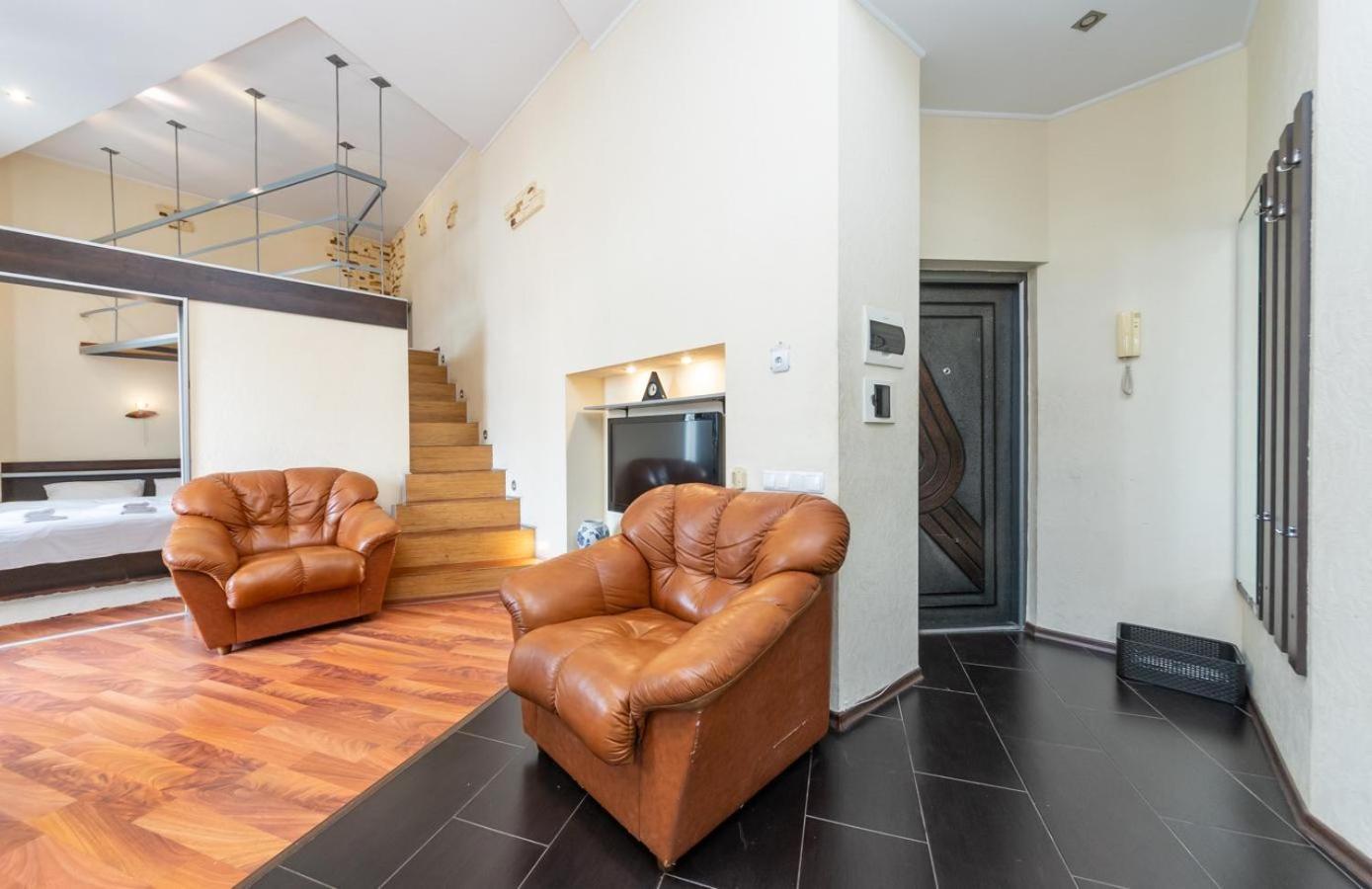 Comfortable Apartment On Mikhaylovskiy Lane Kyjev Exteriér fotografie