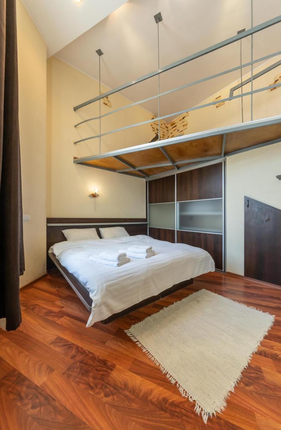 Comfortable Apartment On Mikhaylovskiy Lane Kyjev Exteriér fotografie